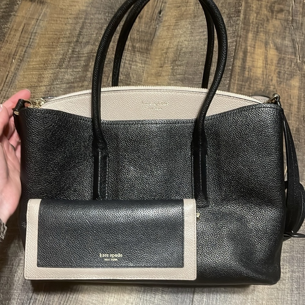 Kate Spade Purse & Wallet Set
